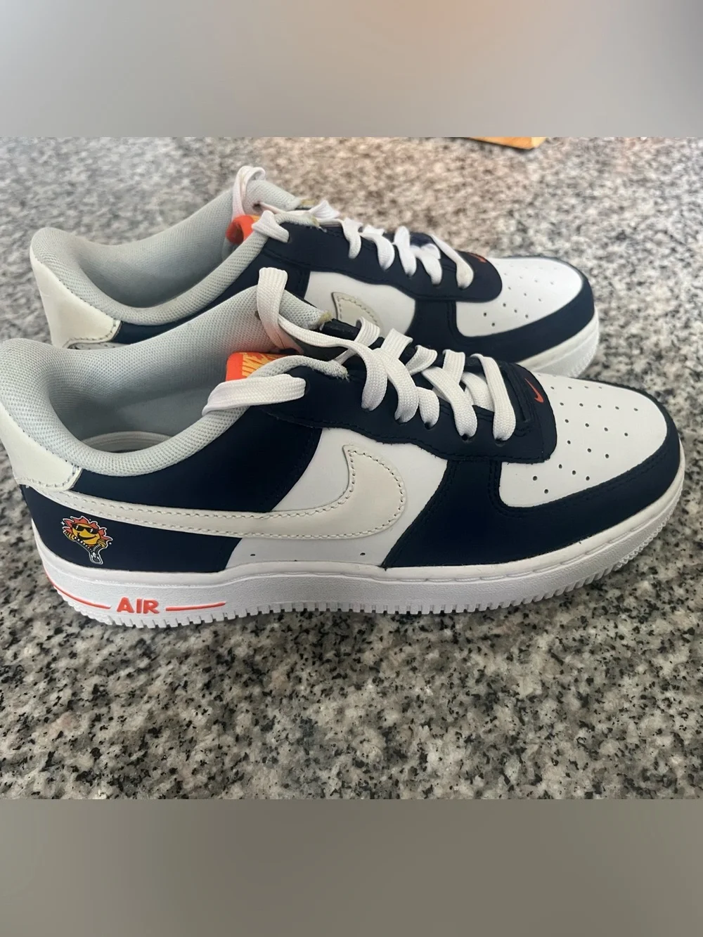 Nike Air Force 1 UV Color Changing  Low-Top Sneakers - Classic Casual Style